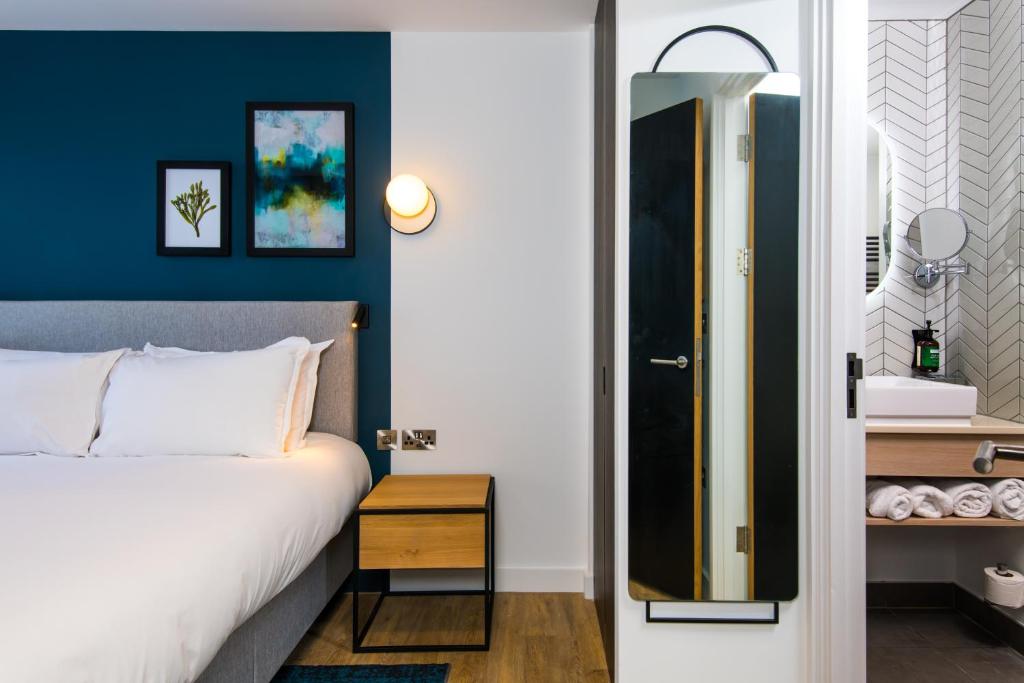 Staybridge Suites - Cardiff by IHG 6