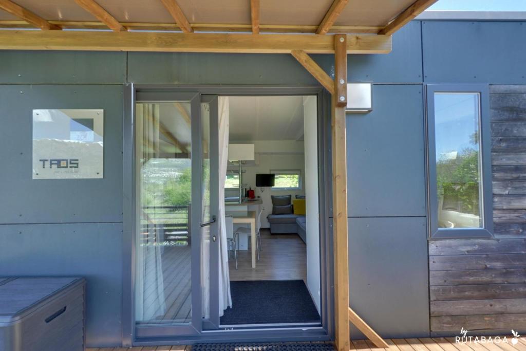 Photo de la galerie de l'établissement Camping-Hotel de Plein Air Les 2 Bois, à Baratier 37 autres photos