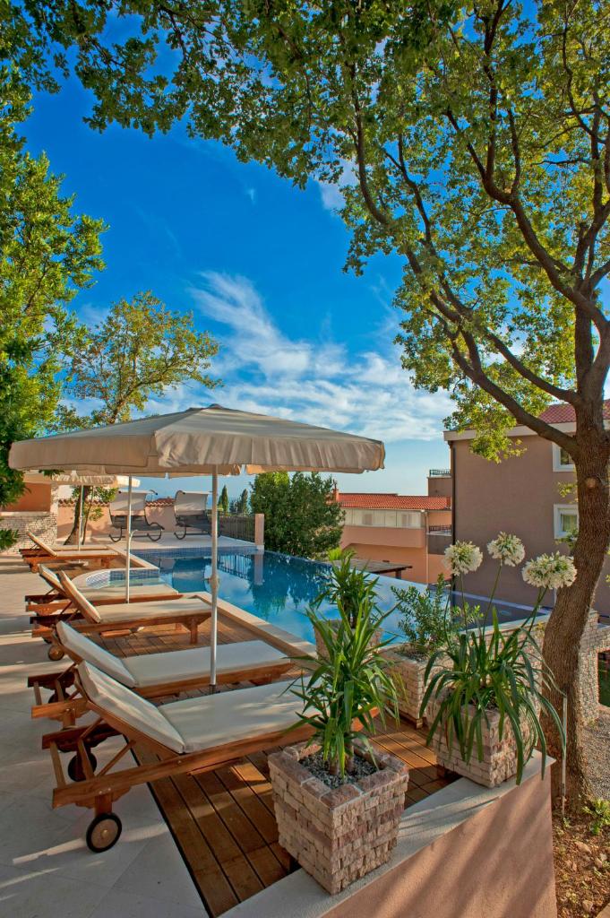 Harmonia Bungalows & Pool 6