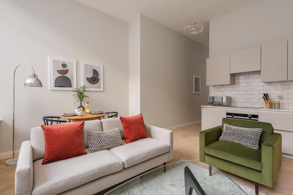 Museum Apartments 5