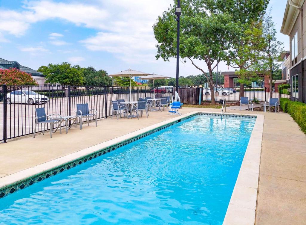 La Quinta by Wyndham Dallas - Las Colinas Image