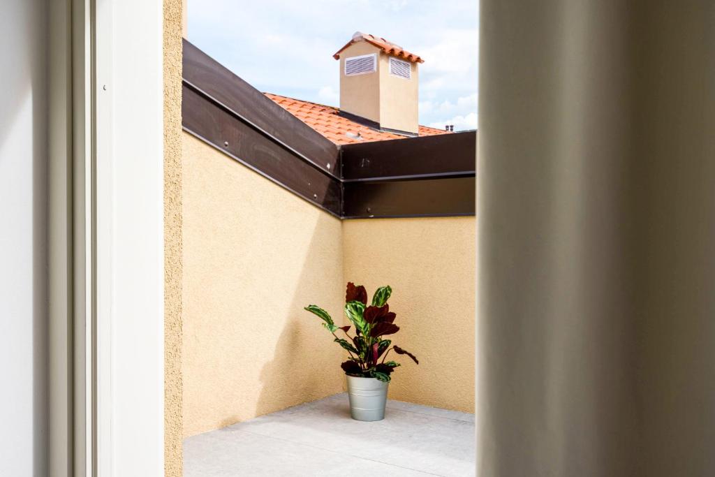 JOIVY Premium Apartments - Trieste Mazzini 6