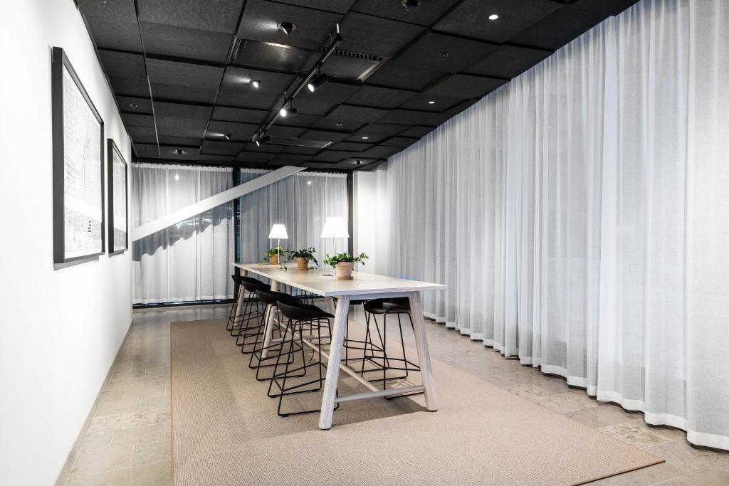 Biz Apartment Bromma 7