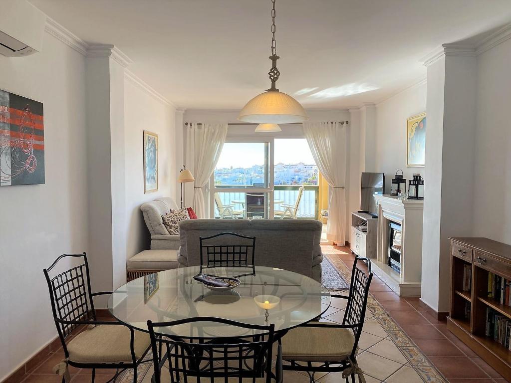 Milenio 2E Apartments Casasol 4
