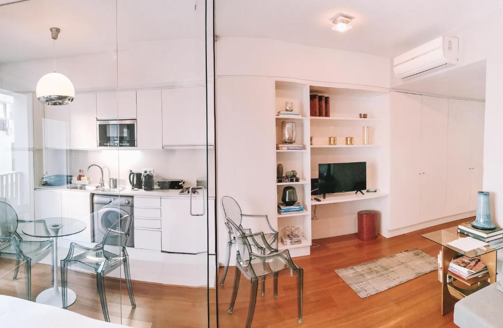 Lisbon Bairro Alto Apartments Free Parking 8