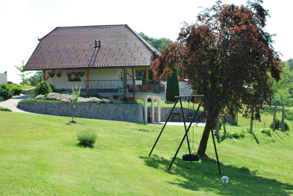 Holiday Home Dobrotin 7