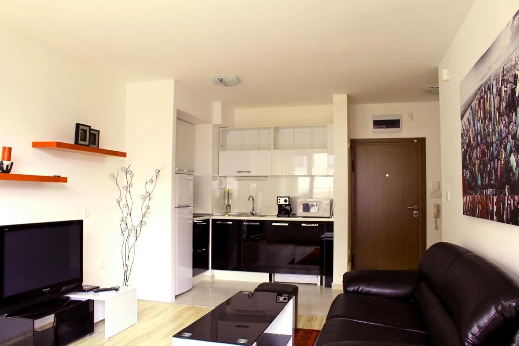 Venice Apartments 3