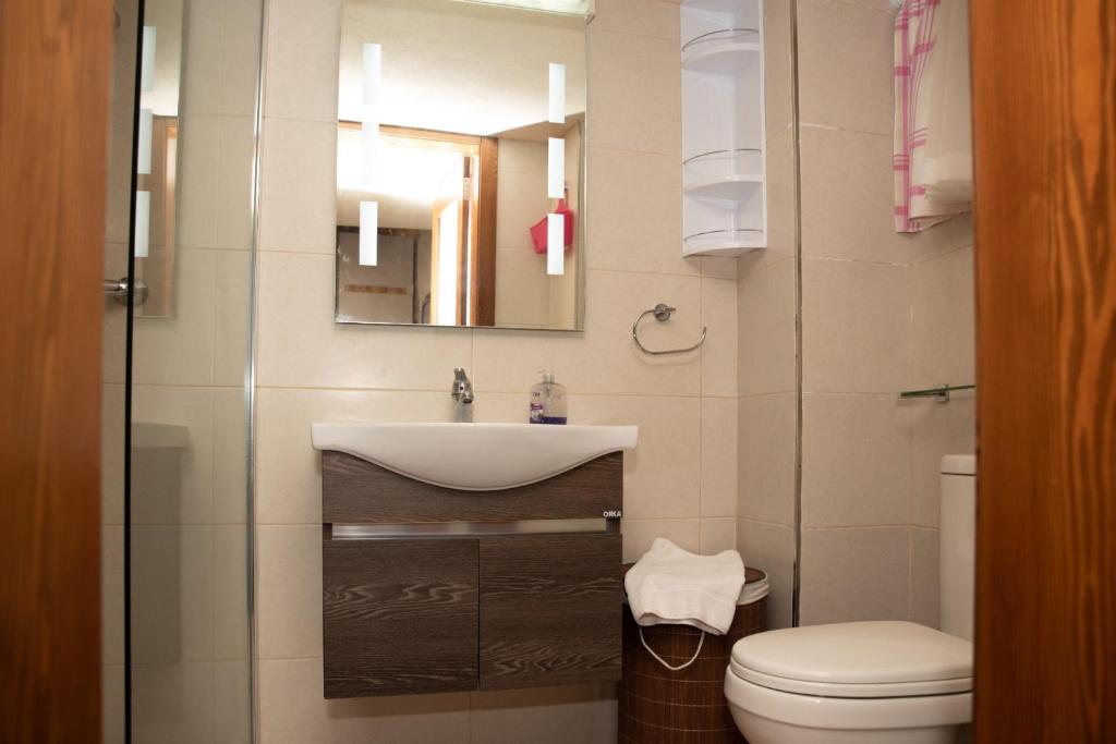 B&S Accommodation Renovated 18 Century House of Character Ghaxaq, Malta 8