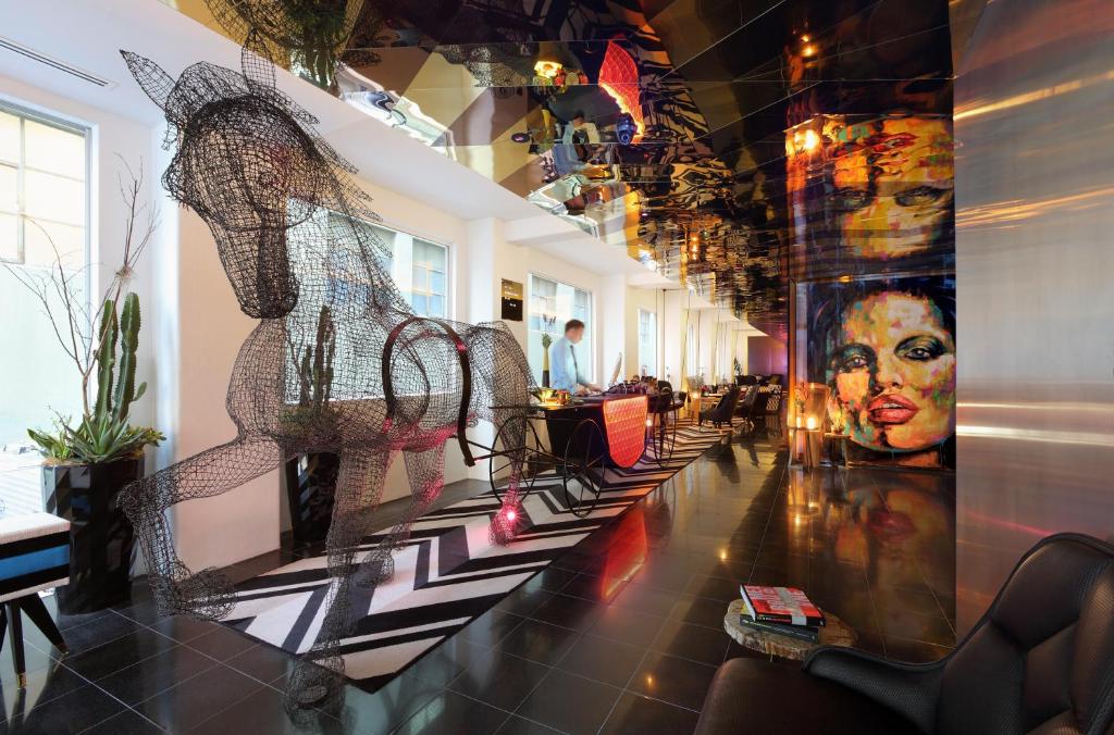 Adelphi Hotel Image