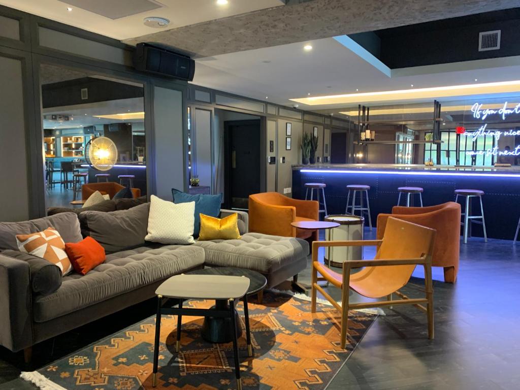 Generator Hotel Washington DC Image