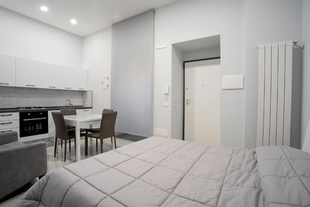 Giovi's Apartments 4
