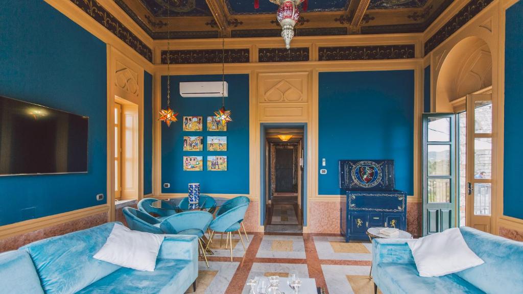 Torre Pirandello 6, Emma Villas 6