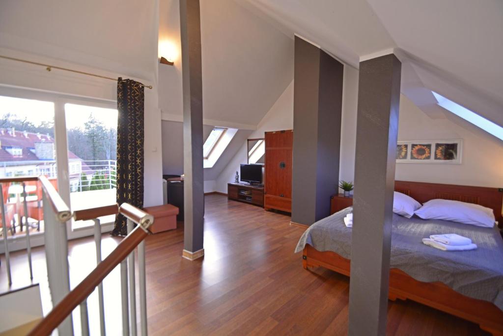 Apartamenty Bryza - Family Home - Parking - Komandorska 3E-3G 6