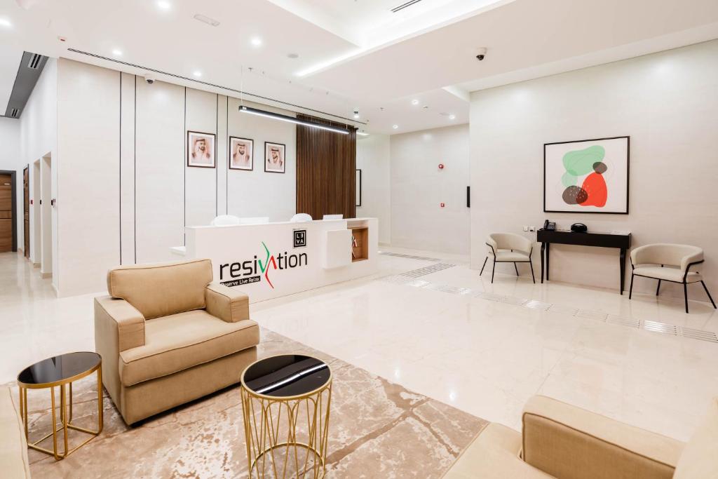 Resivation Hotel Image