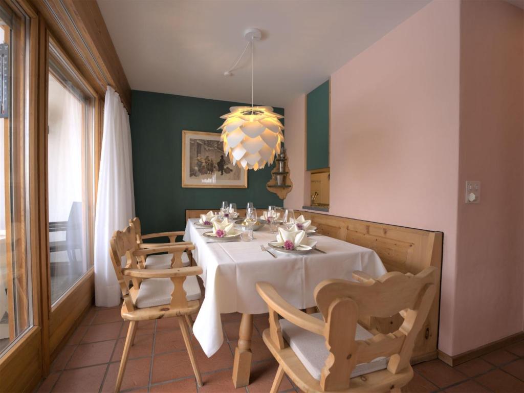 Apartment Chesa Maurus A5 by Interhome