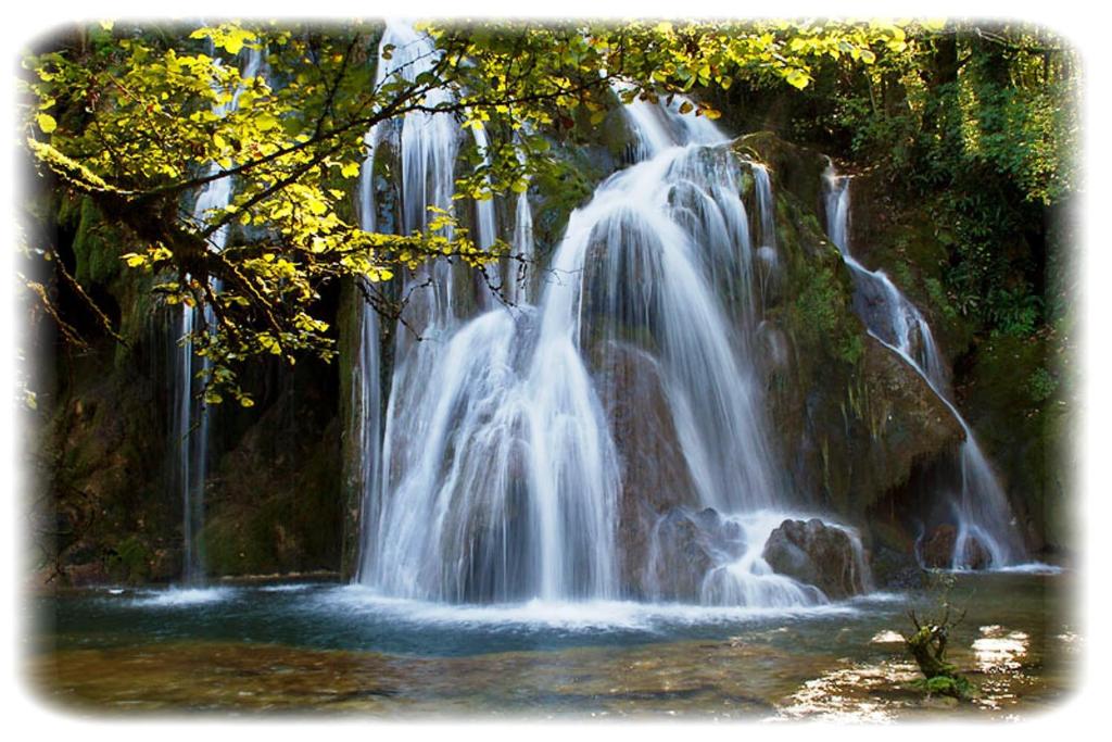 Photo de la galerie de l'établissement La Serre - Centre du village - Départ des pistes de fond et Skibus à 50m, à Prémanon