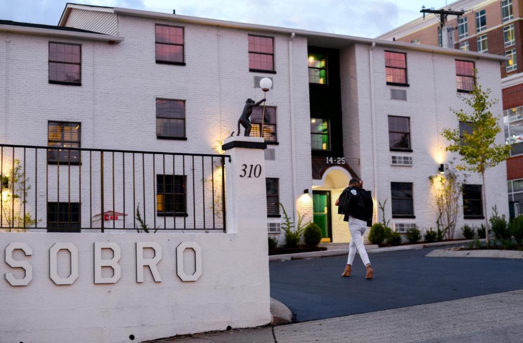 SoBro Guest House by Black Swan Image