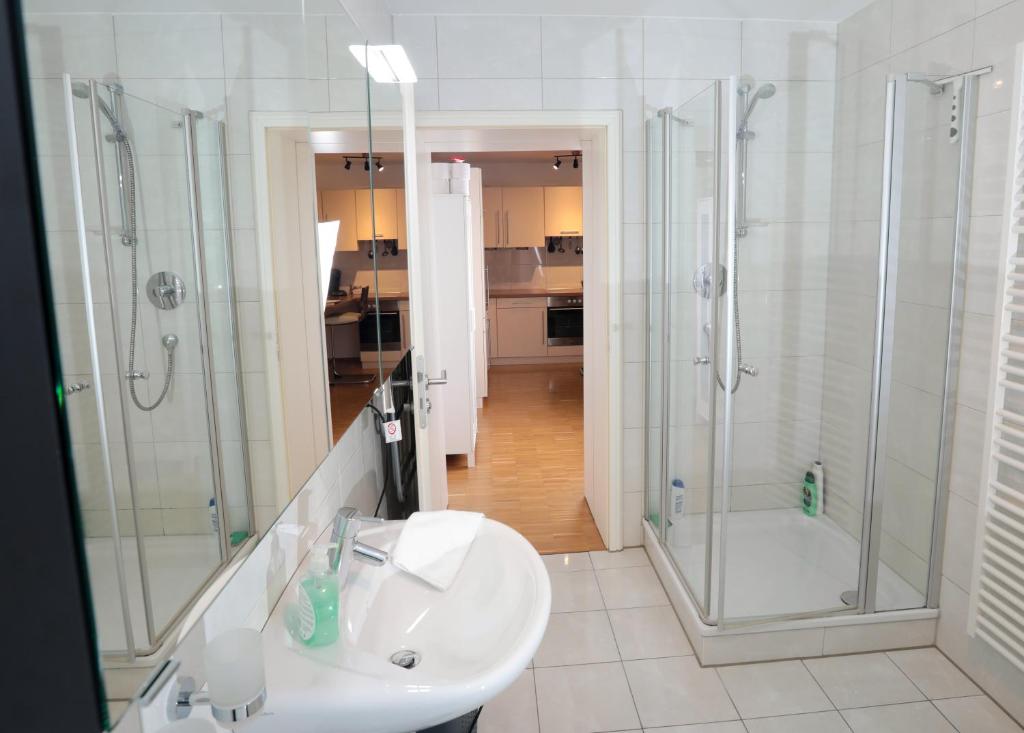 ruhige Terrassen-Whg. 68qm im Stadtzentrum (bis 5 Personen) checkin123 3