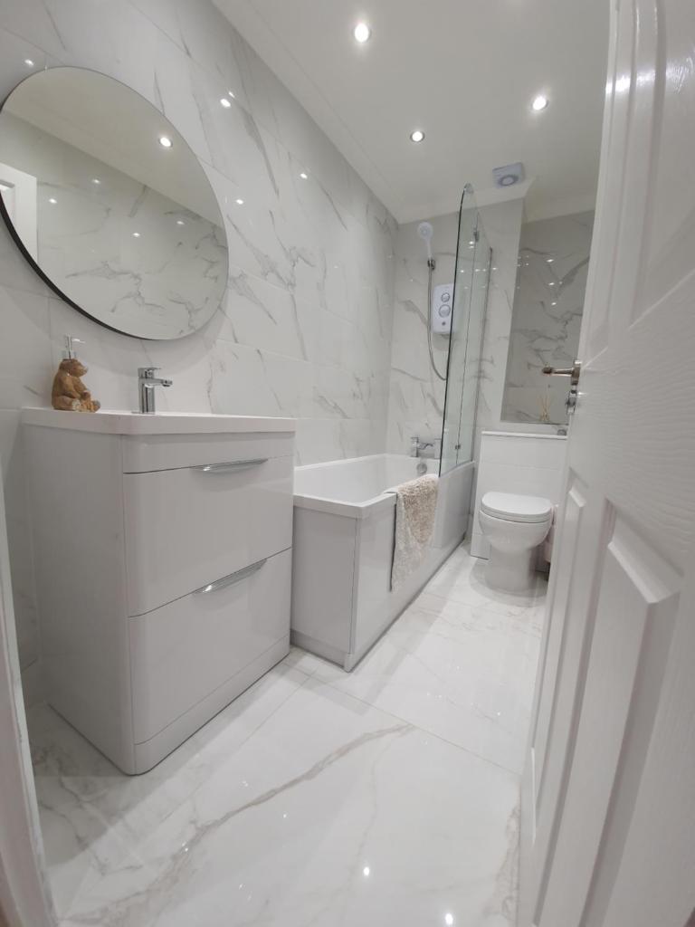 Modern house close to Glasgow Green 8