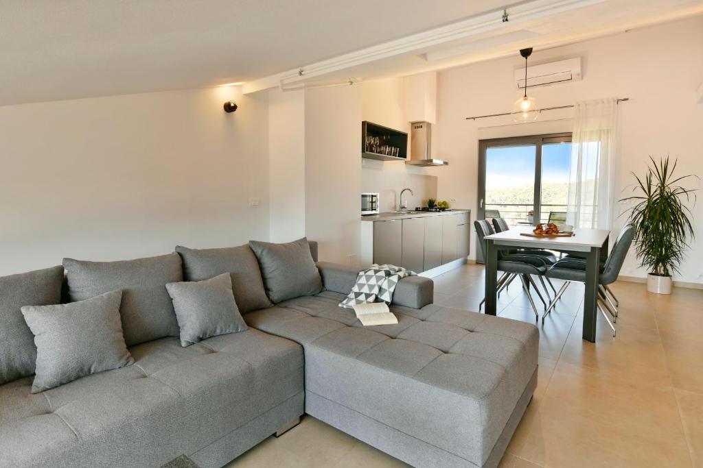 Apart Residence Rudan 2 2