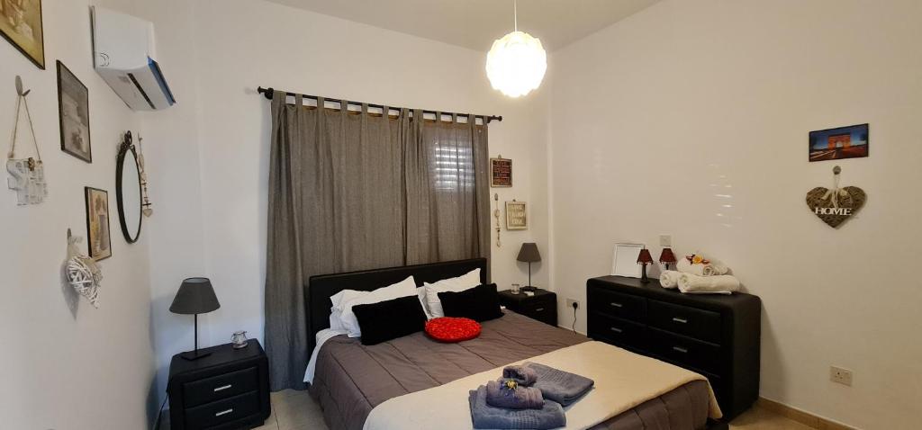 Charalambous Apartment 2