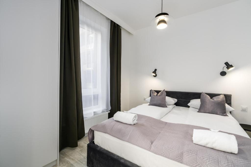 Apartments Poznań Chwaliszewo Residence with FREE GARAGE by Noclegi Renters 3