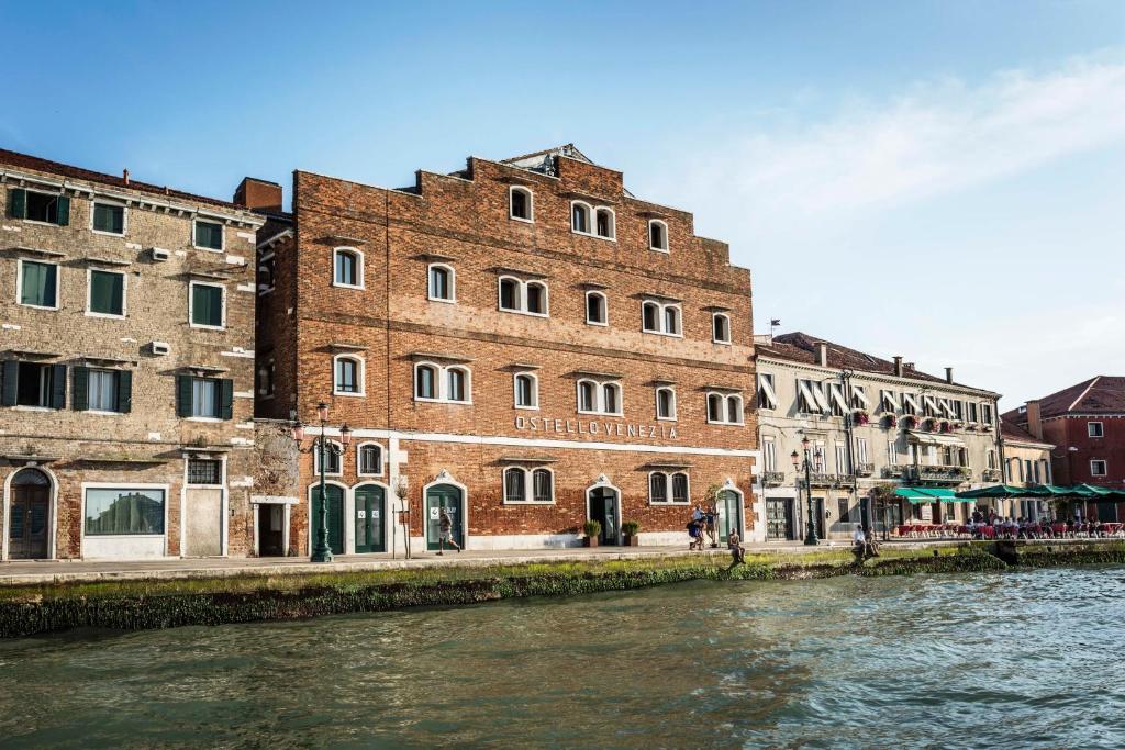 Generator Venice Image