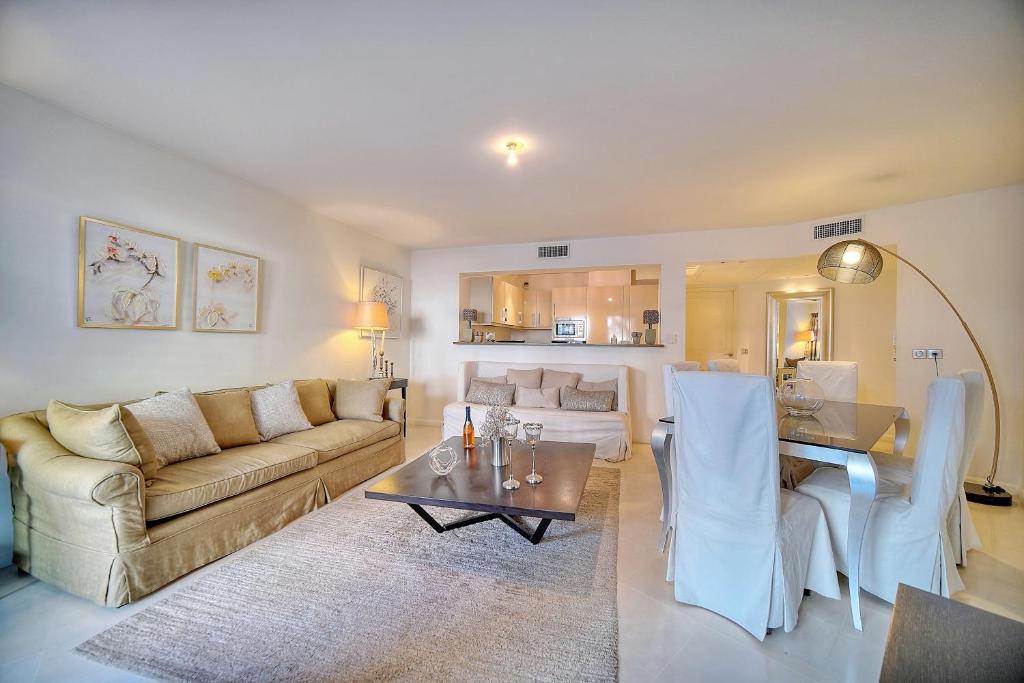 Carlton Riviera Cannes 8
