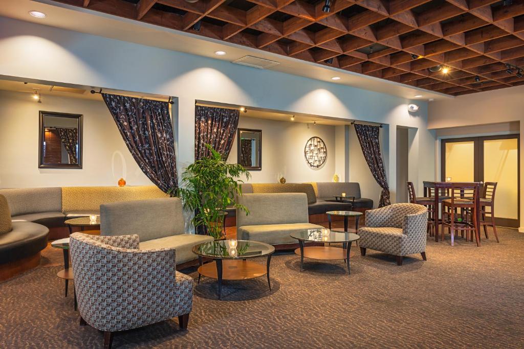 Handlery Hotel San Diego Image