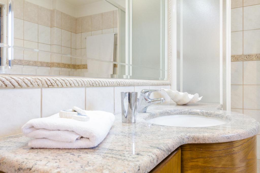 Elena's Country Home & SPA 8