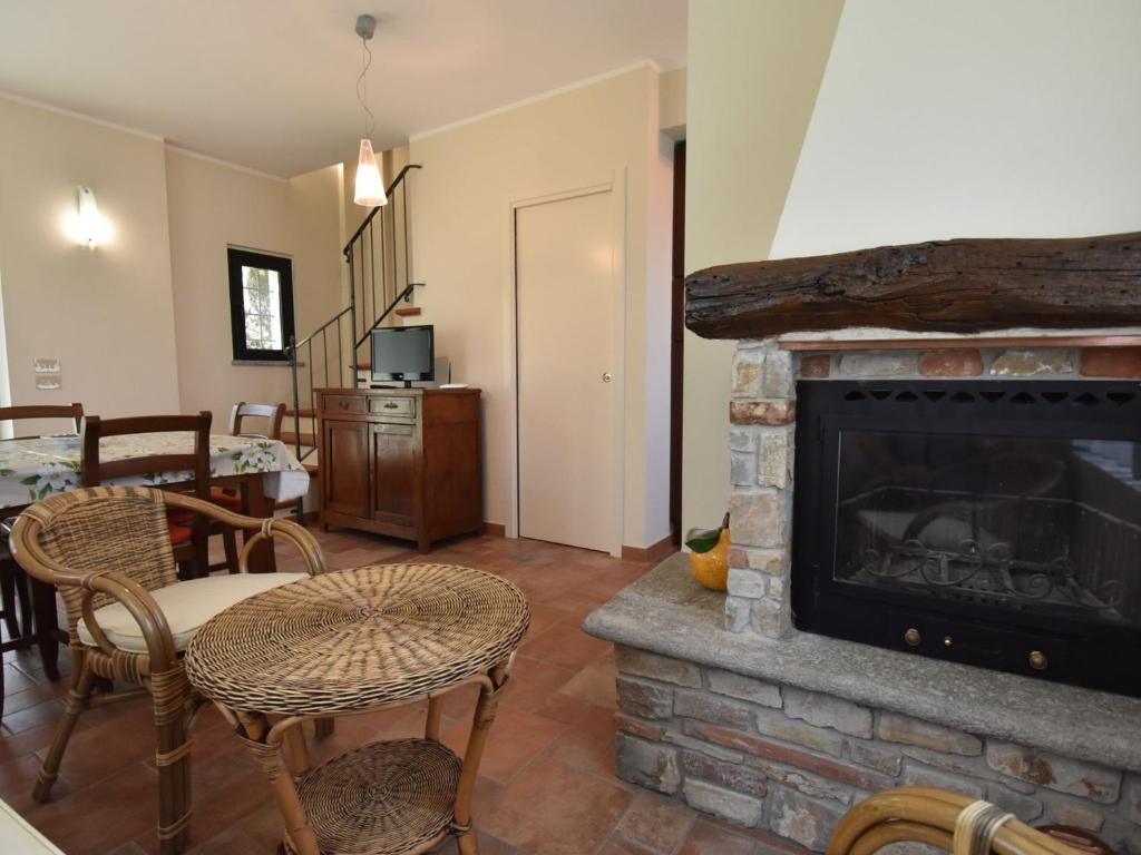 Holiday Home La Corte Bricca - Casetta by Interhome 3