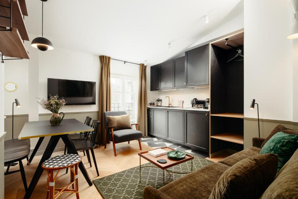 My Maison In Paris Montmartre 4
