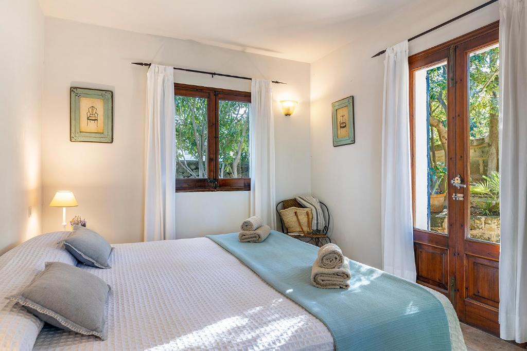 Villa Ca'n Blau, big terrace with amazing sea views 2