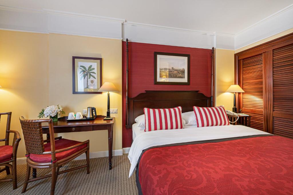 Kipling Manotel 1