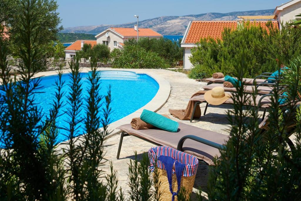 Hvaretta villas with private pools 6