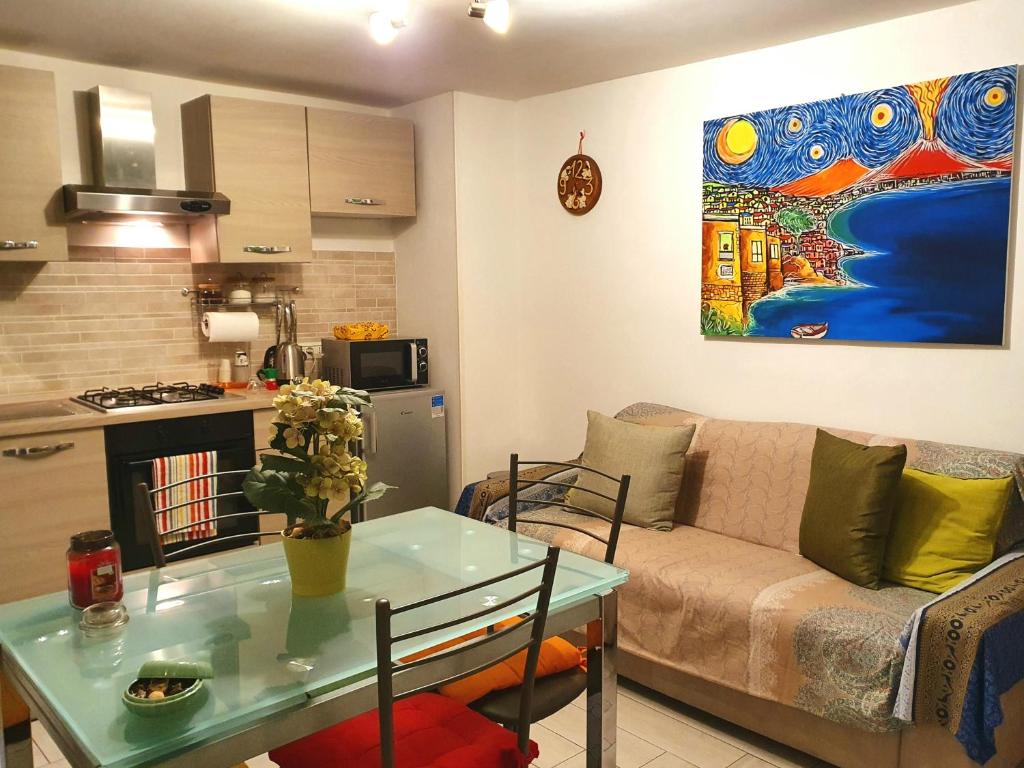 Maison Zazà Naples 4