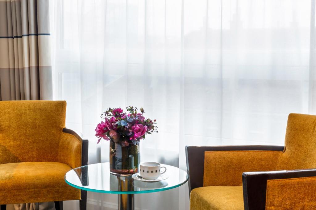 Auteuil Manotel 8