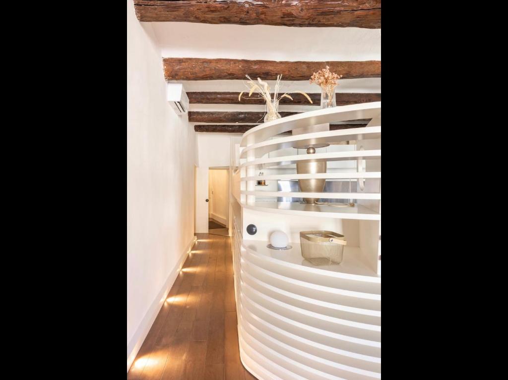 Vieux-Port Magnifique Appartement Loft 5