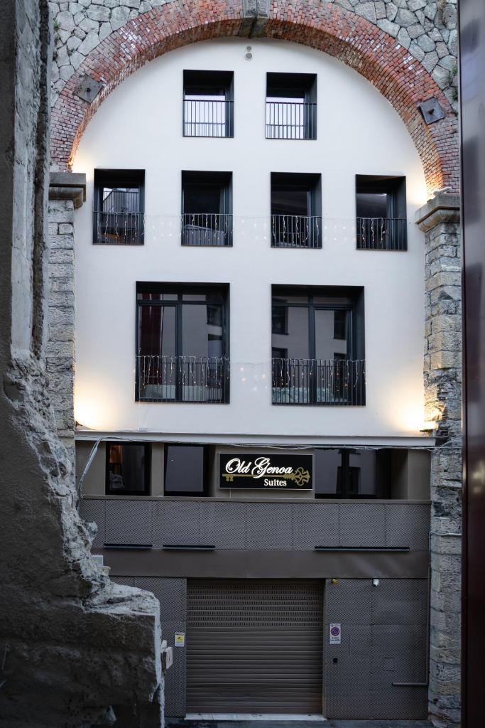 OLD GENOA SUITES 6