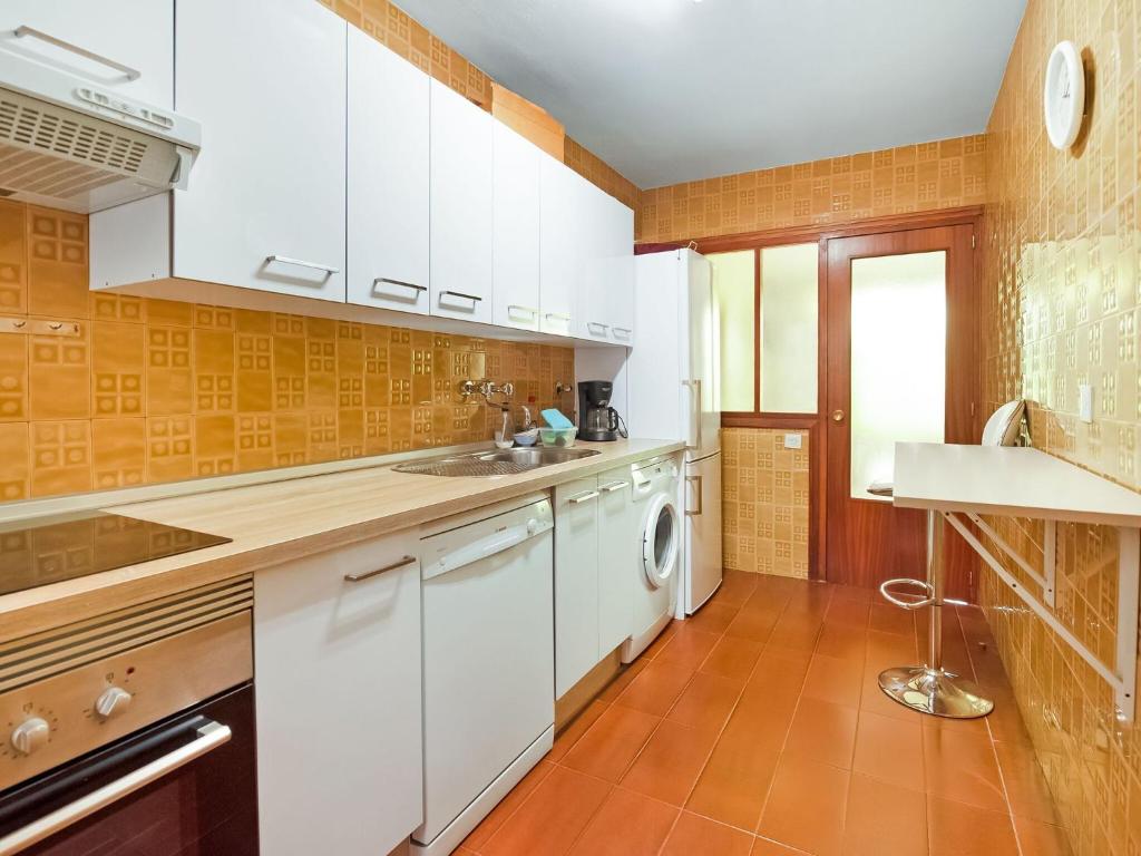 Stay in Historic Laguardia, Sleeps 8 7