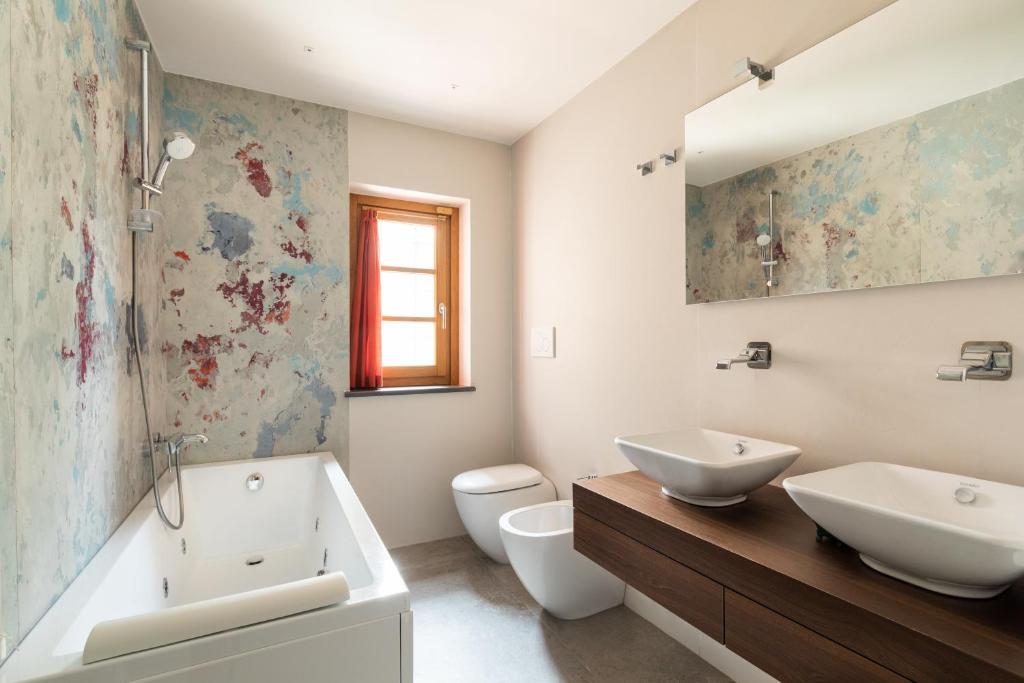 Antico Borgo Molino 7cento vicino ai Giardini di Ninfa 8