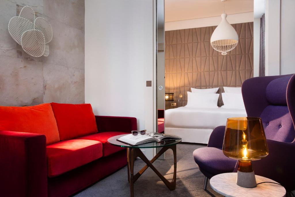 Hotel Dupond-Smith Image
