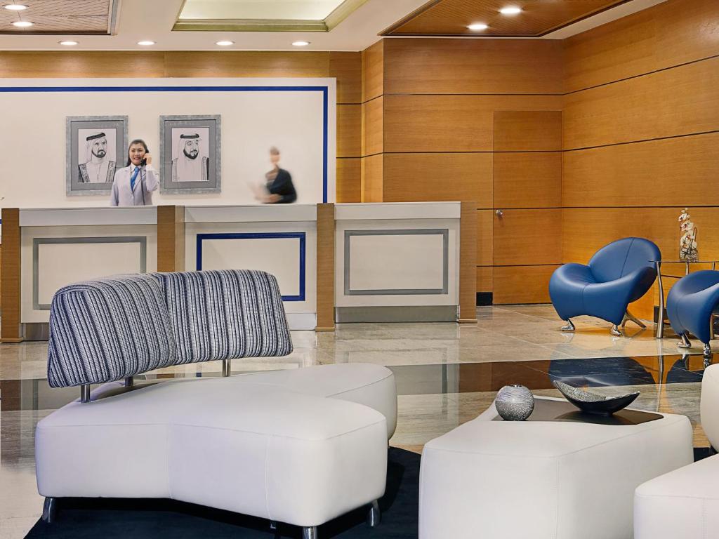 Armada Avenue Hotel Image
