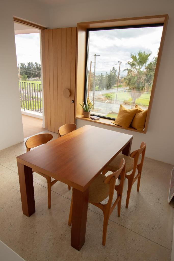 mhouse44 6