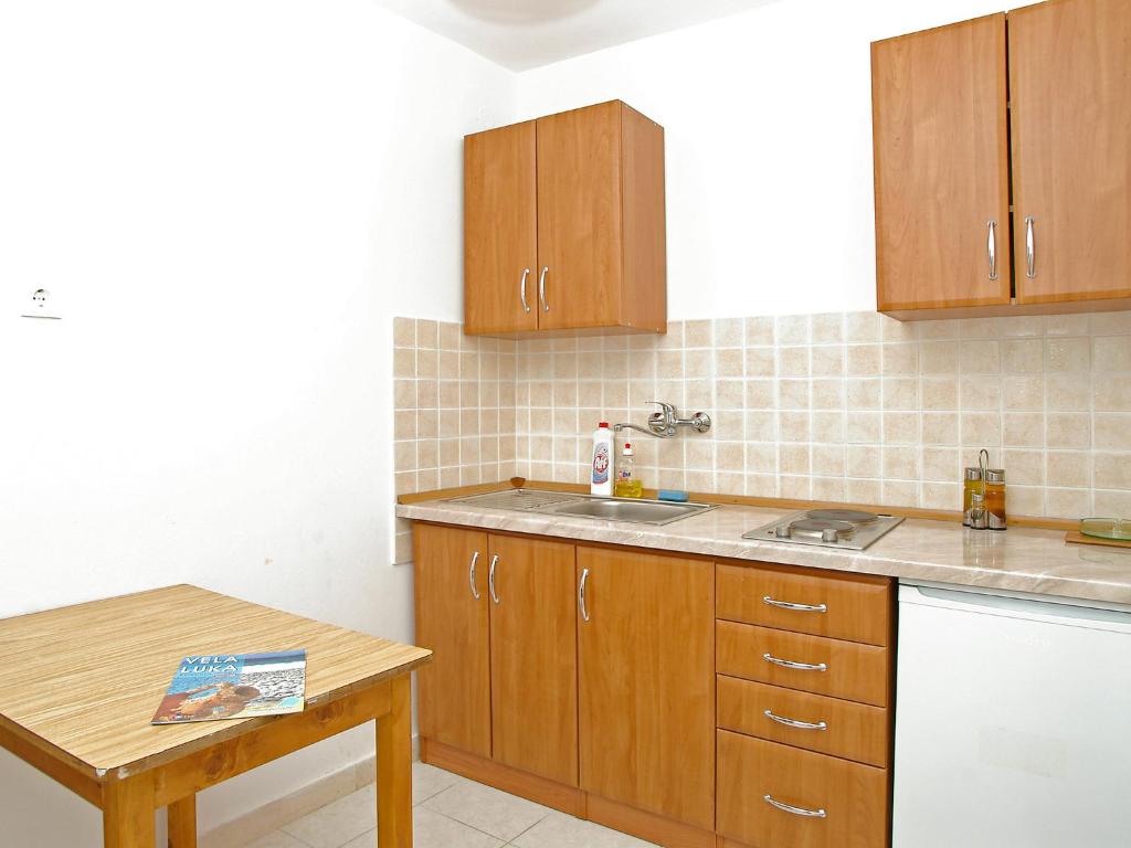 Apartment Šarenko-3 by Interhome 6