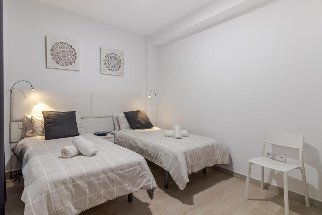 Cozy Family Beach House 5