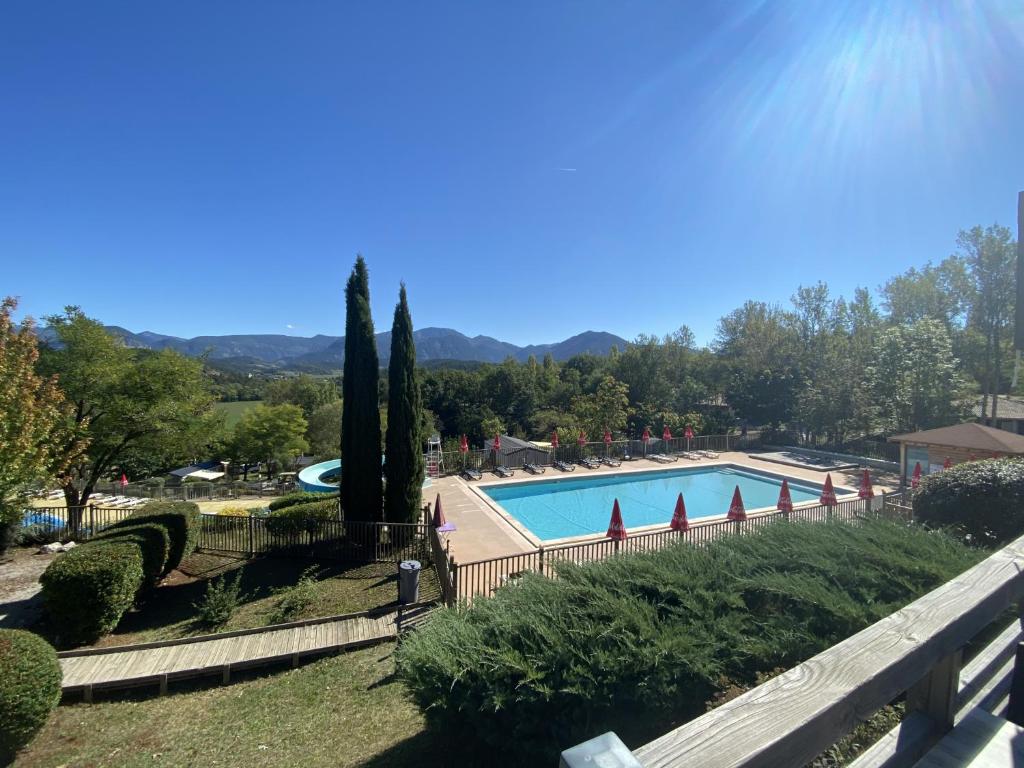 Photo de la galerie de l'établissement Camping le Couriou, à Recoubeau-Jansac