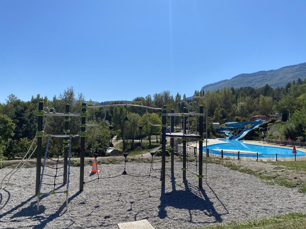Photo de la galerie de l'établissement Camping le Couriou, à Recoubeau-Jansac