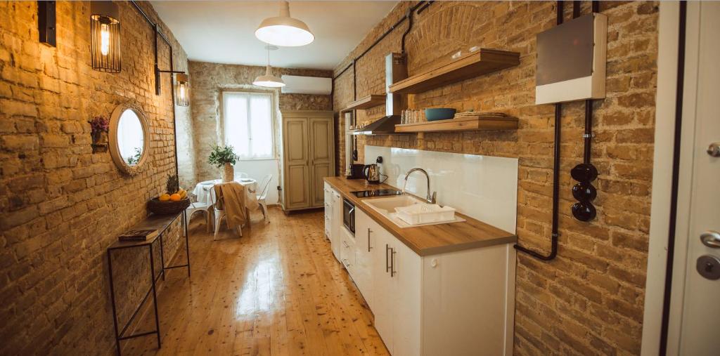 Calista Liston Corfu Apartment 8