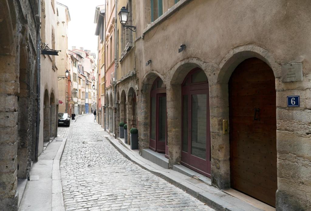 Le Nid du Lion - Joli T2 quartier St Georges au calme 6
